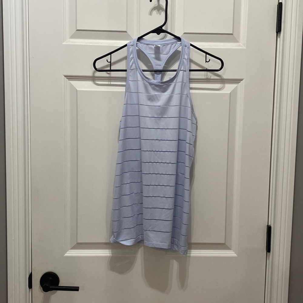 Athleta Chi Tank Top